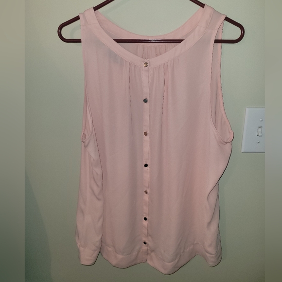 (4 For $20) 7th Avenue‎ New York & Company Light Pink Blouse - Picture 4 of 4